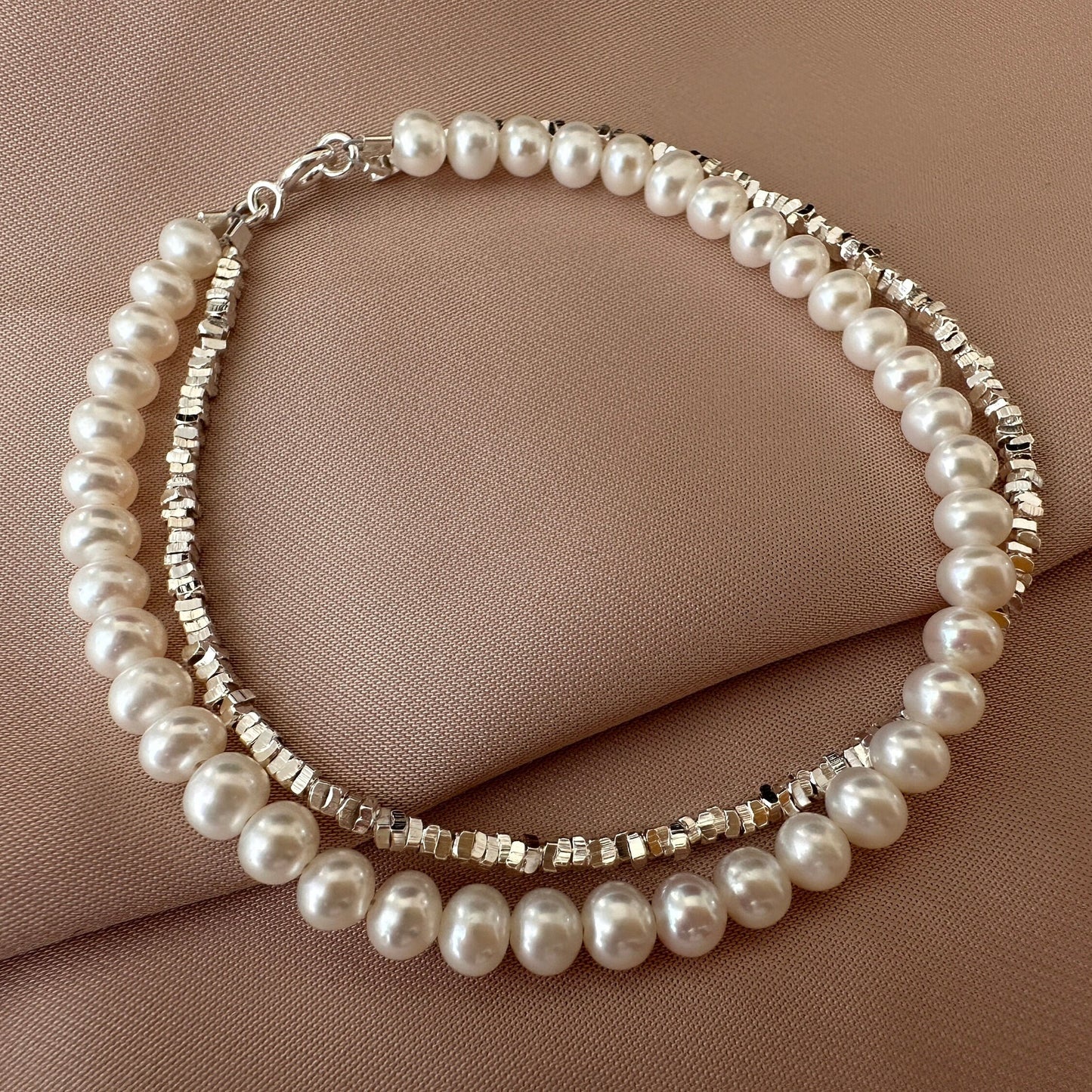 Handgefertigtes Sterling Silber Doppelstrang-Perlenarmband (4.5 mm) | Minimalist Jewelry