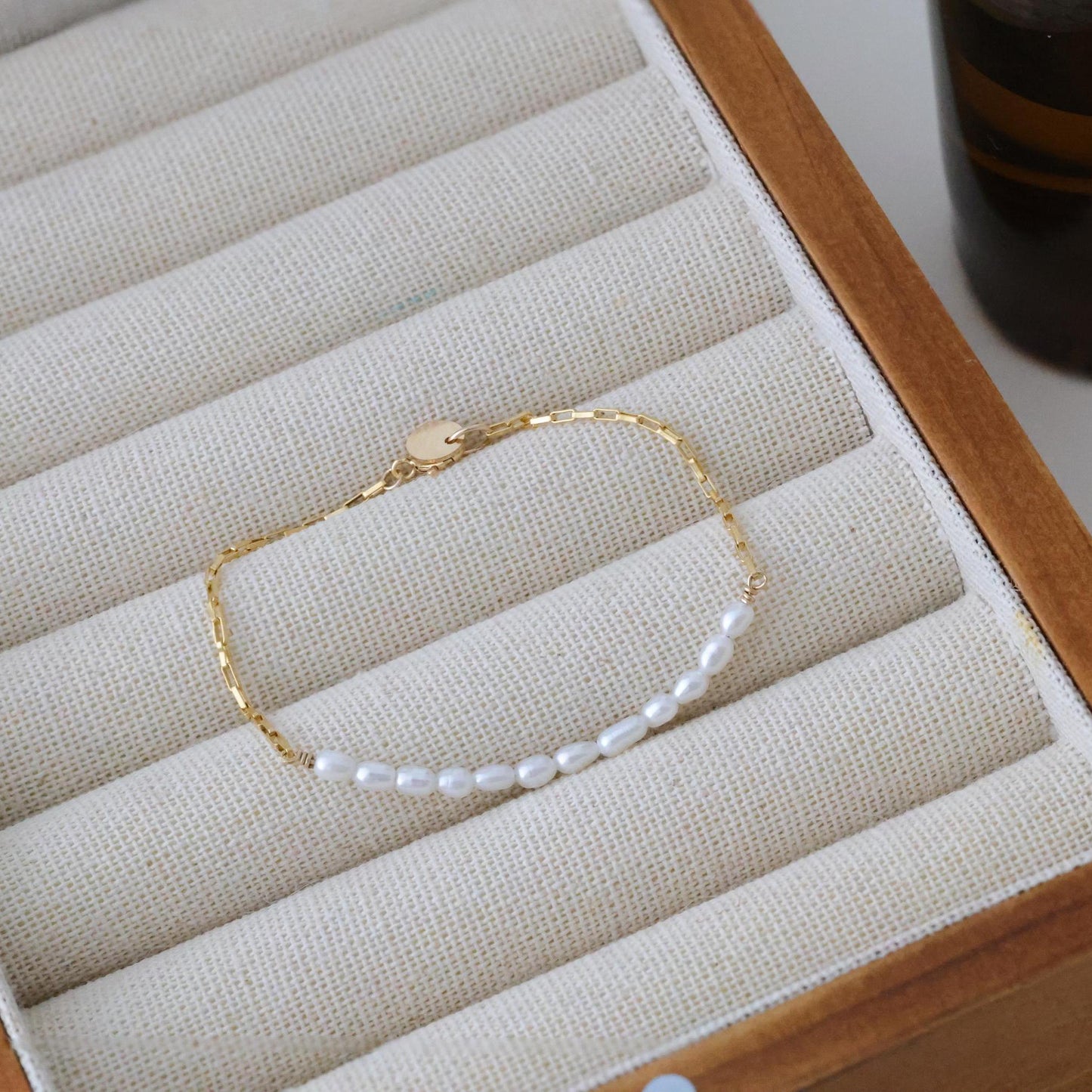 Winziges Süßwasserperlen Armband|Zierliches Armband|Klein Reisperlen|Hochzeit Armband|Gold Kette Armband|Freundschaftsarmband| | Minimalist Jewelry