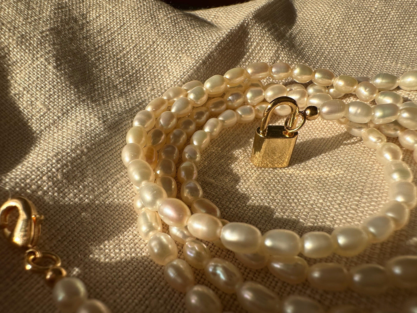 Double Pearl Necklace with Lock Pendant - LE´TIAN
