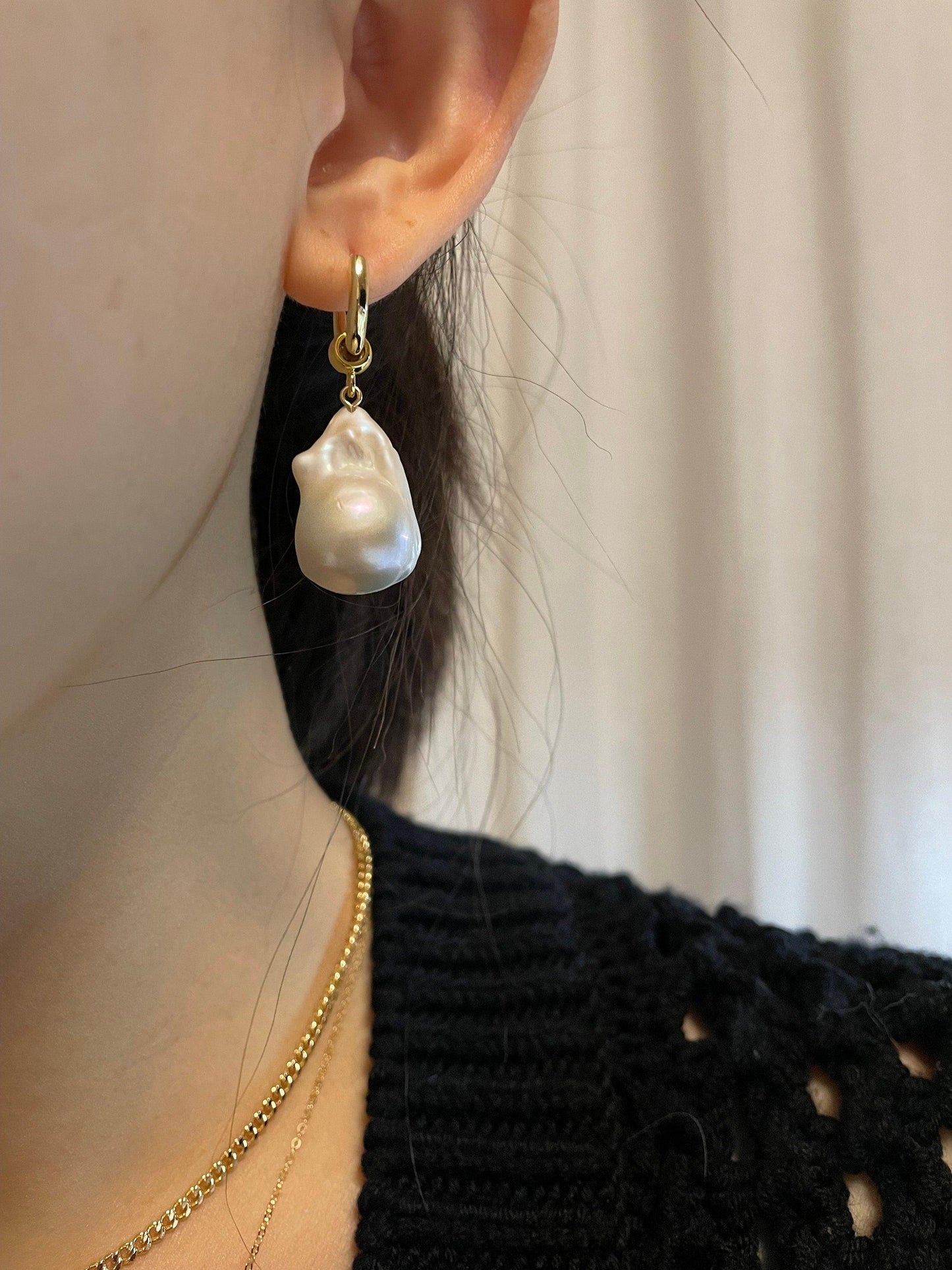 Large baroque pearl earrings - LE´TIAN