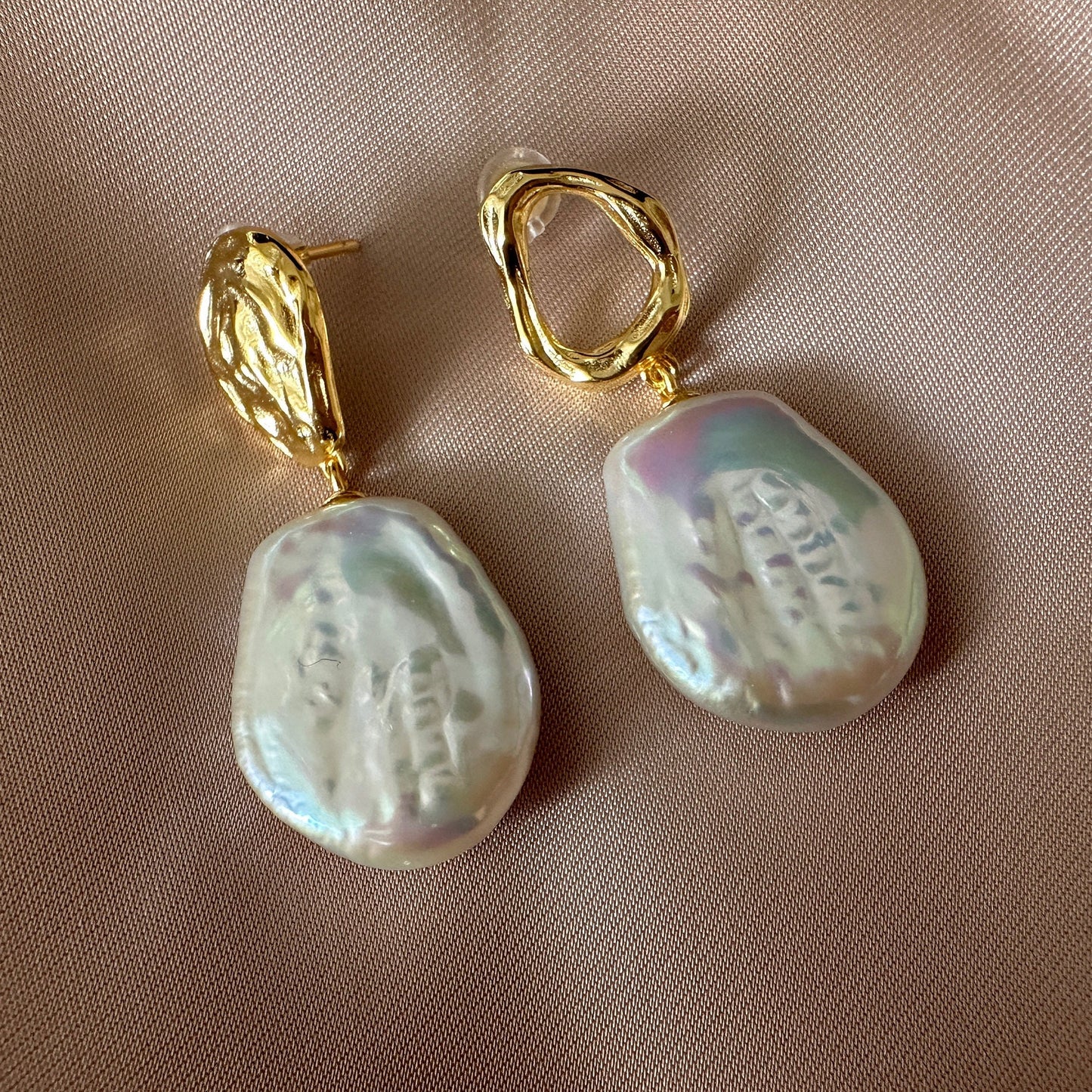 Asymmetrische Barockperlen-Ohrringe: 925er Silber, natürliche Süßwasserperlen | Minimalist Jewelry