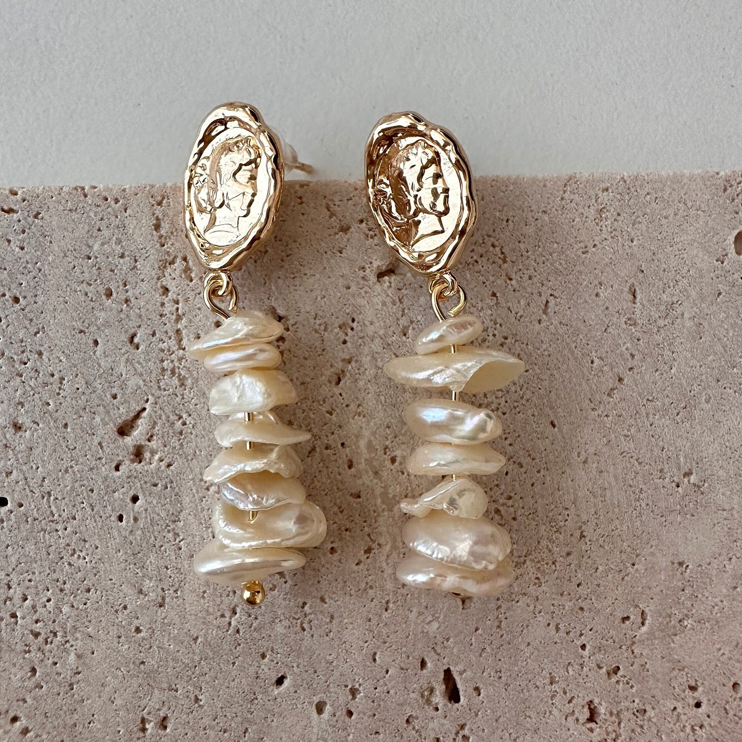 Keshi Perle Tropfen Ohrringe | 14K vergoldet, Retro Style | Minimalist Jewelry