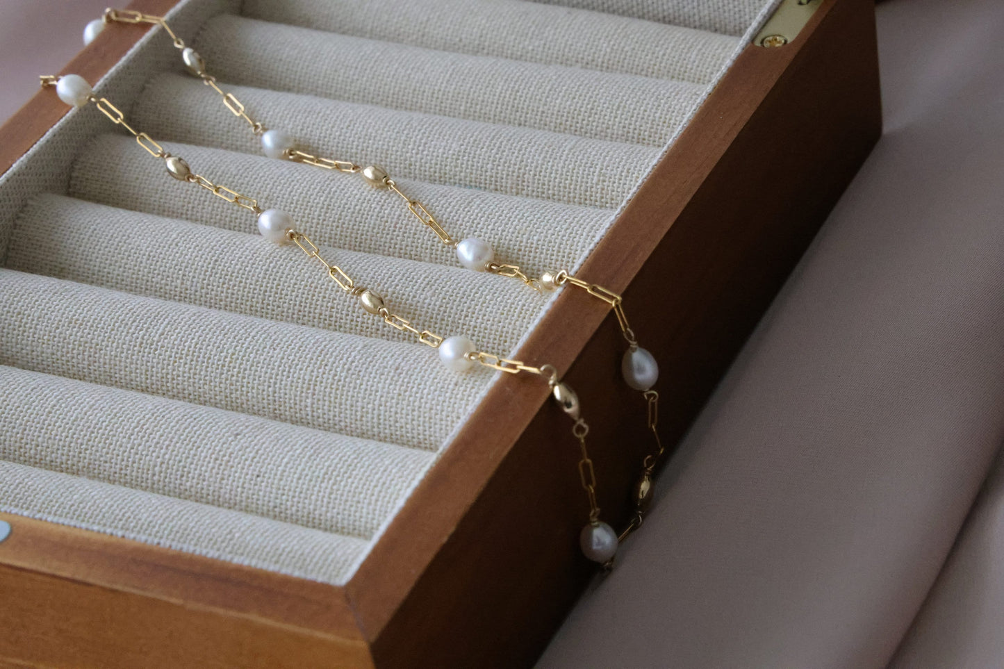 Handgemachte 14K Gold Filled Perlenkette | Filigrane Kette | Minimalist Jewelry