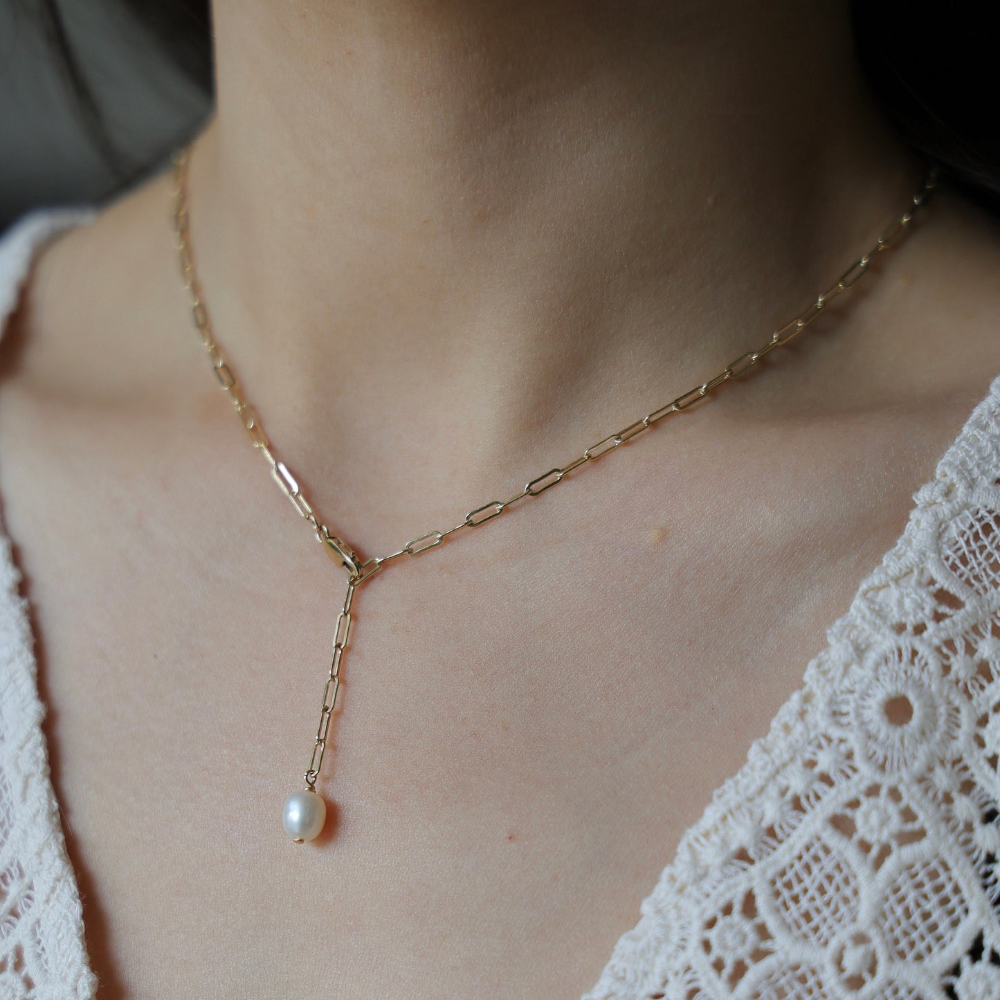 Gold Filled Y-Halskette | Süsswasserperle Tropfen, zarte Kette | Minimalist Jewelry