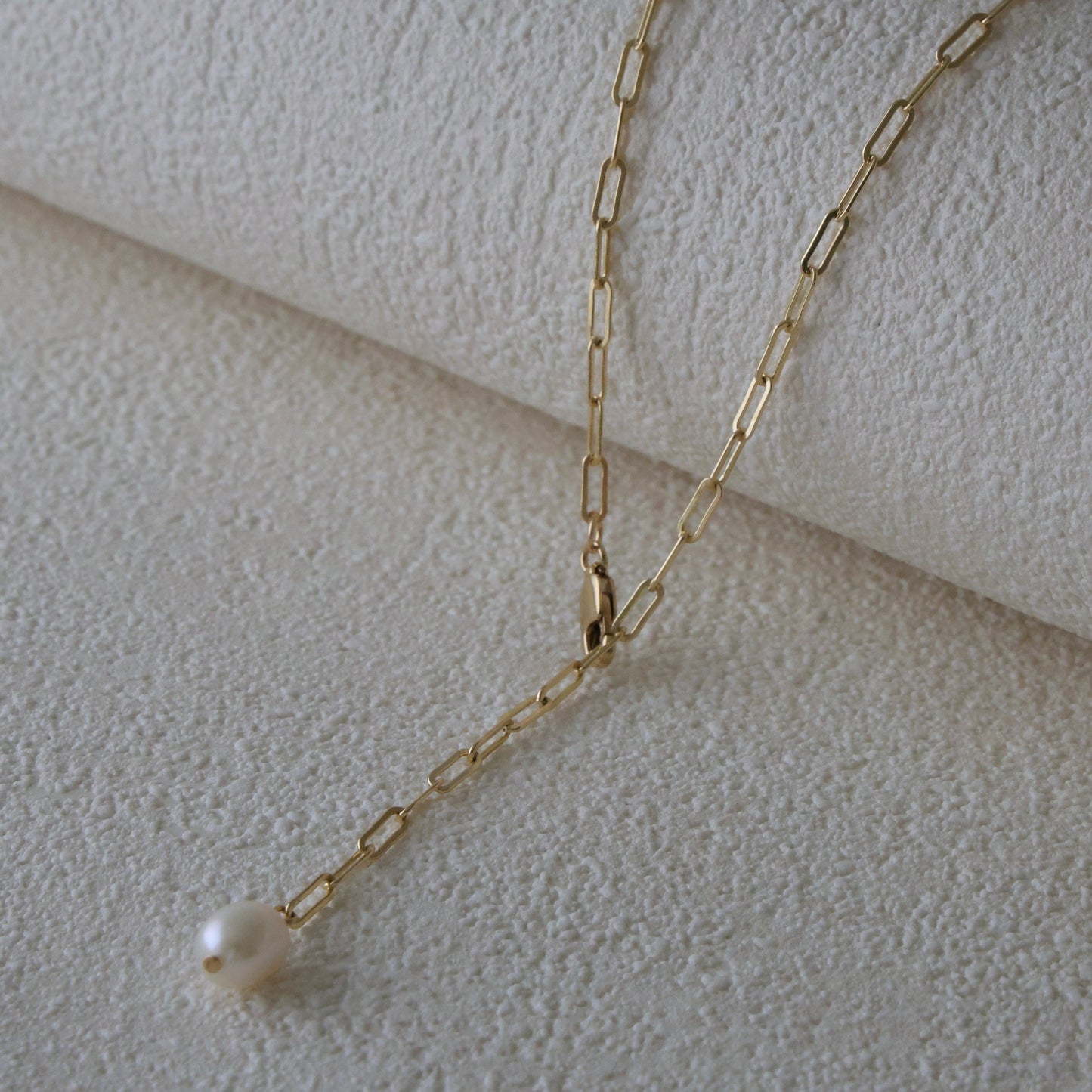 Gold Filled Y-Halskette | Süsswasserperle Tropfen, zarte Kette | Minimalist Jewelry