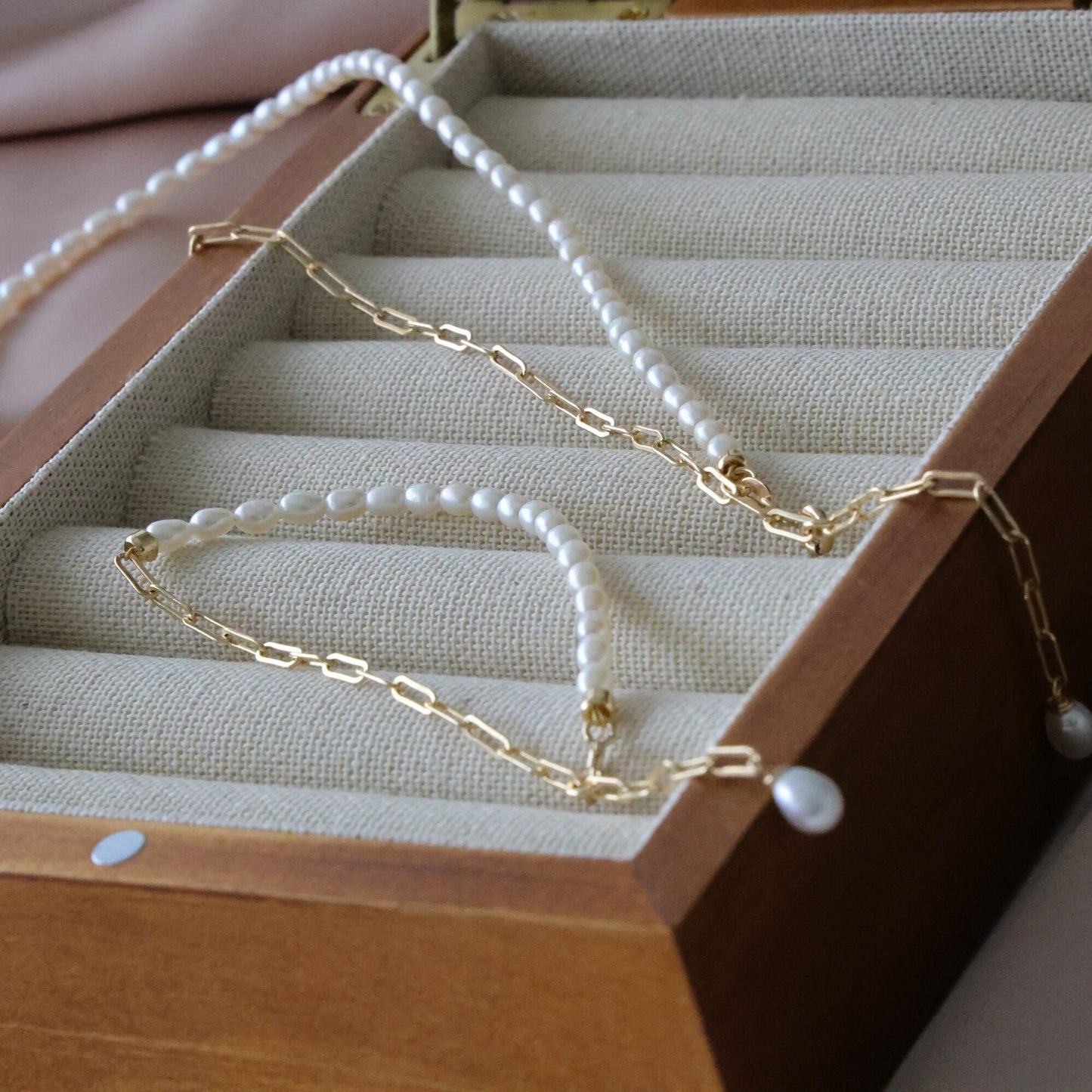 Halbperlen Halbkette|Hochwertiges Kleine Reisperlen Halskette|Gold Büroklammer Halskette|Gliederkette|Brautjungfer Geschenke|Zierliche | Minimalist Jewelry