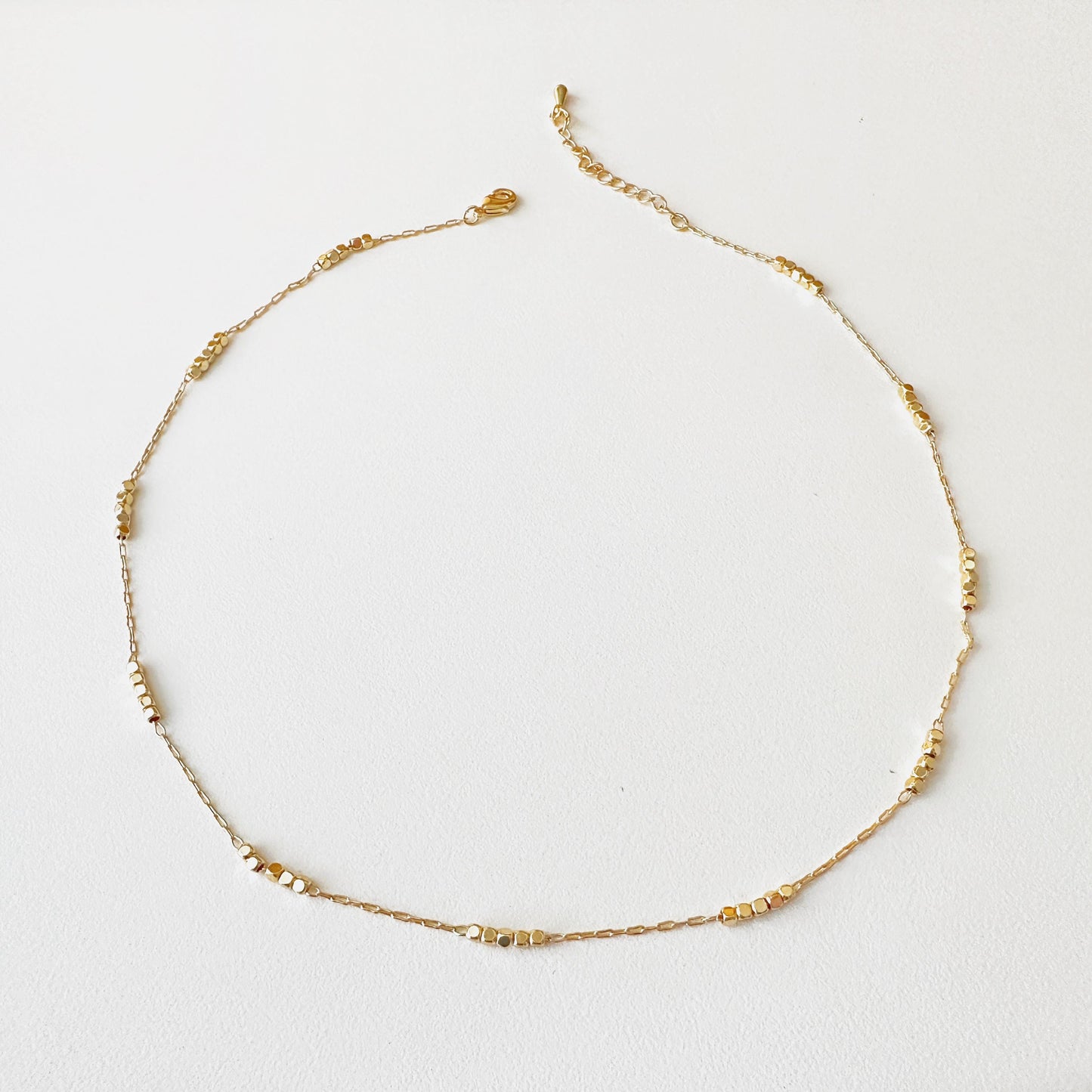 18K Vergoldete Würfel Anhänger Halskette: Minimalistischer zierlicher Schmuck