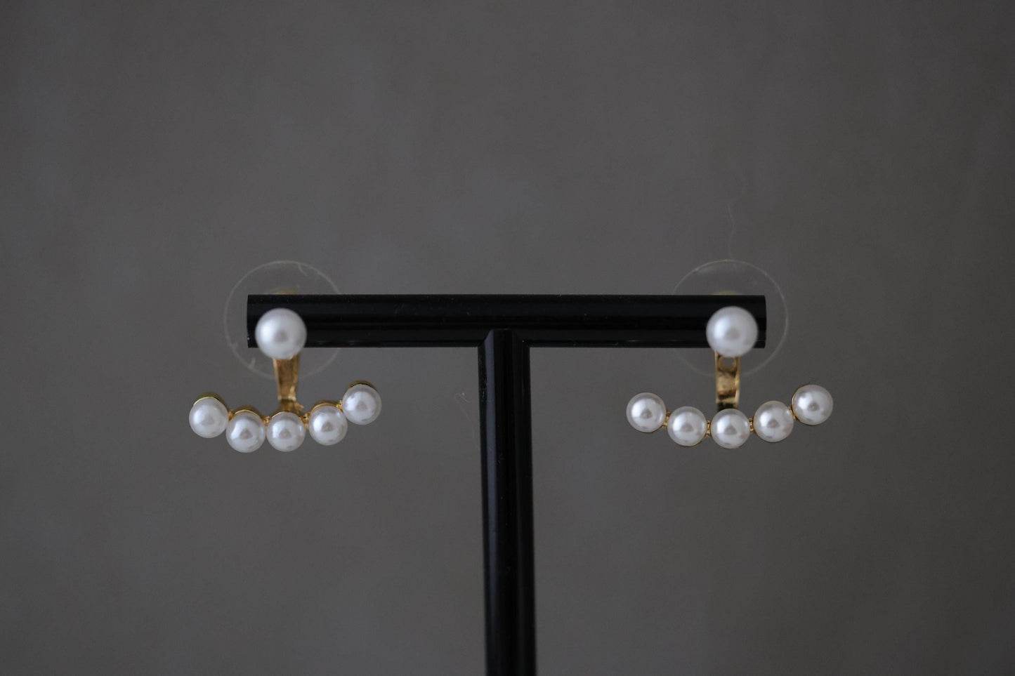 Zierliche Perlen Ohrstecker: Double Layer Design, einstellbare Passform | Minimalist Jewelry