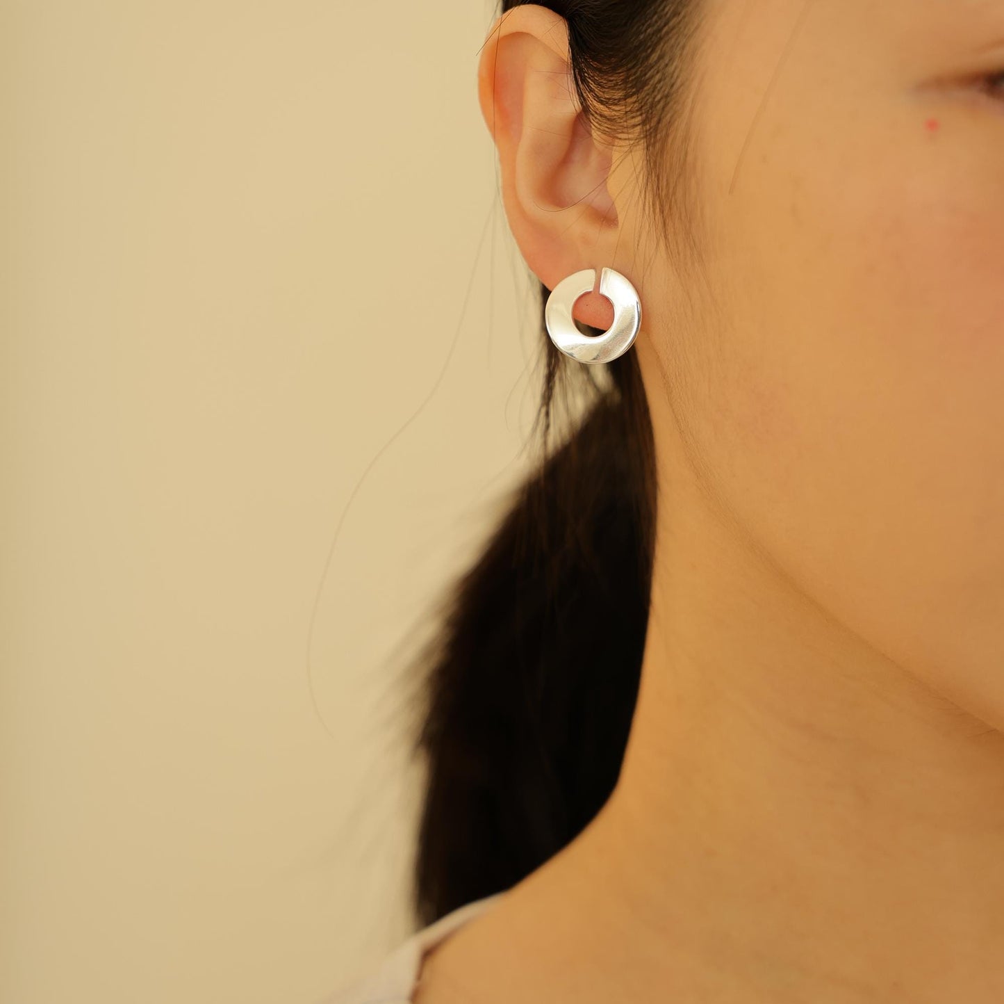 Ohrstecker Silber|Offene Kreise|925 Sterling Silber|Besondere Creolen|Ausgefallener Schmuck | Minimalist Jewelry