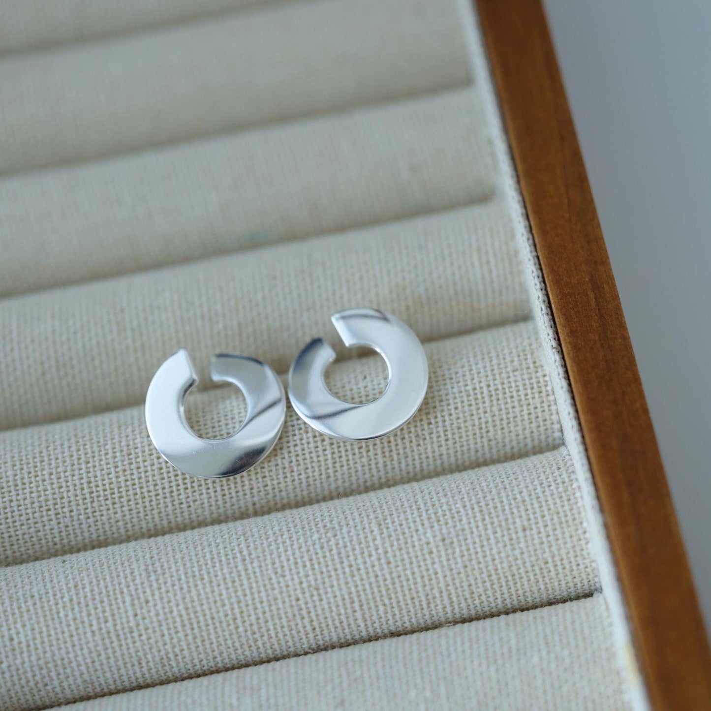 Ohrstecker Silber|Offene Kreise|925 Sterling Silber|Besondere Creolen|Ausgefallener Schmuck | Minimalist Jewelry