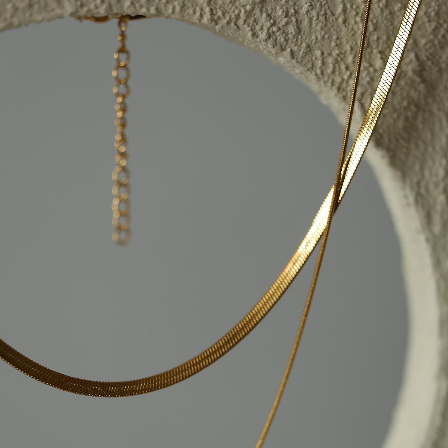 18K Gold Double Layer Schlangenkette Halskette: Minimalist Fischgrät