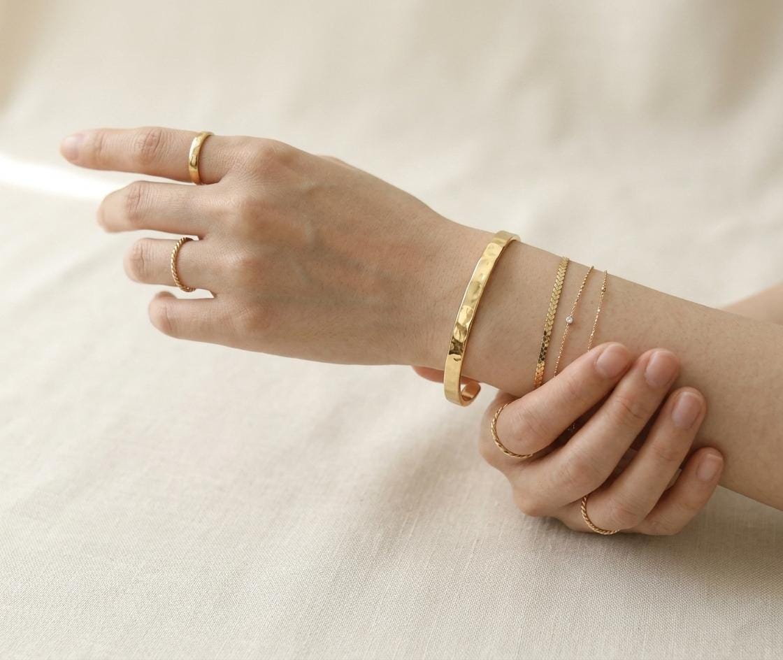 Minimalistischer Gold Armreif|Gehammerter Offener Armreif|Verstellbares Armband|Schlichter Schmuck für Damen