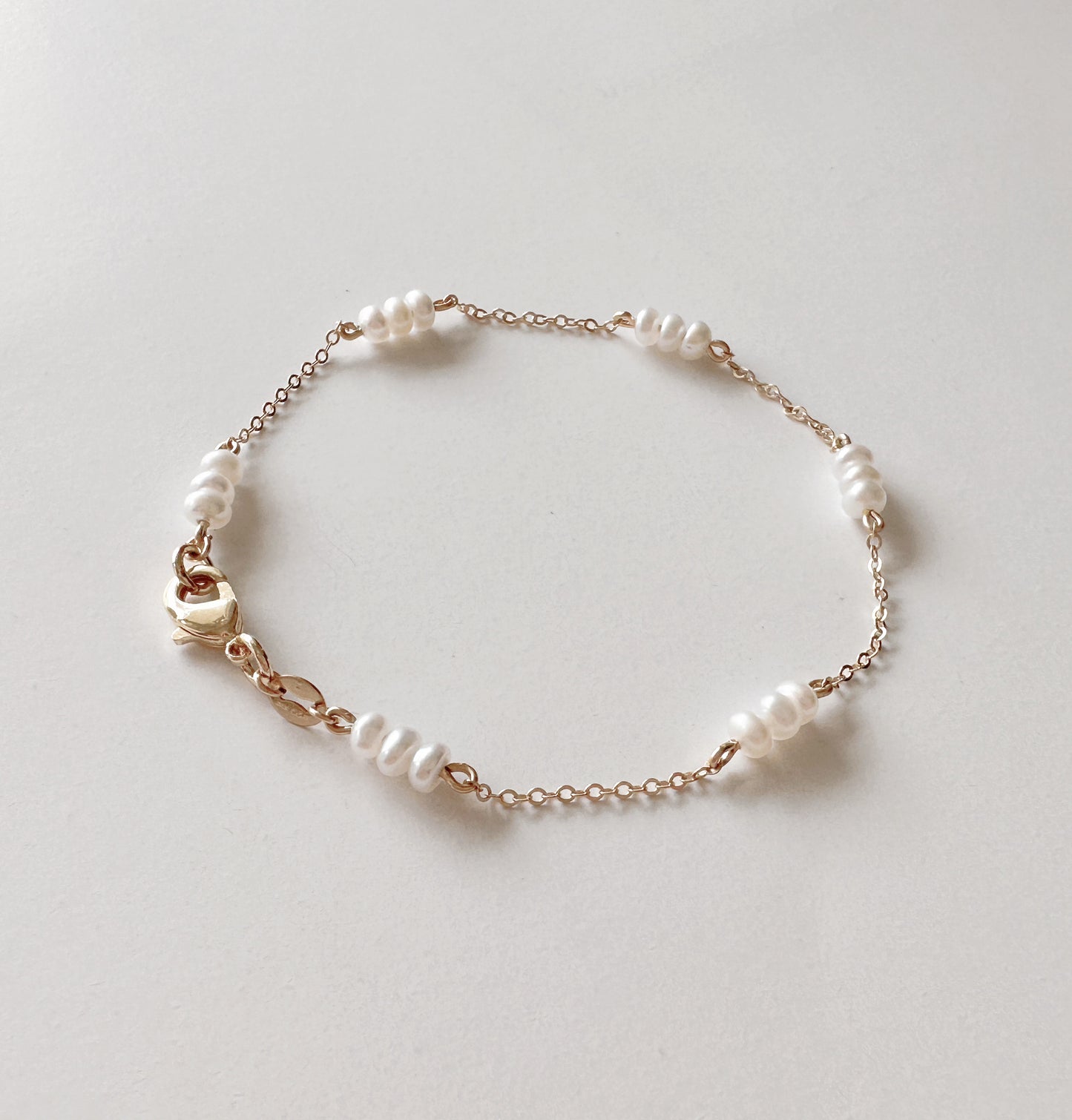 "Delicately Beautiful" Pearl Bracelet/Anklet