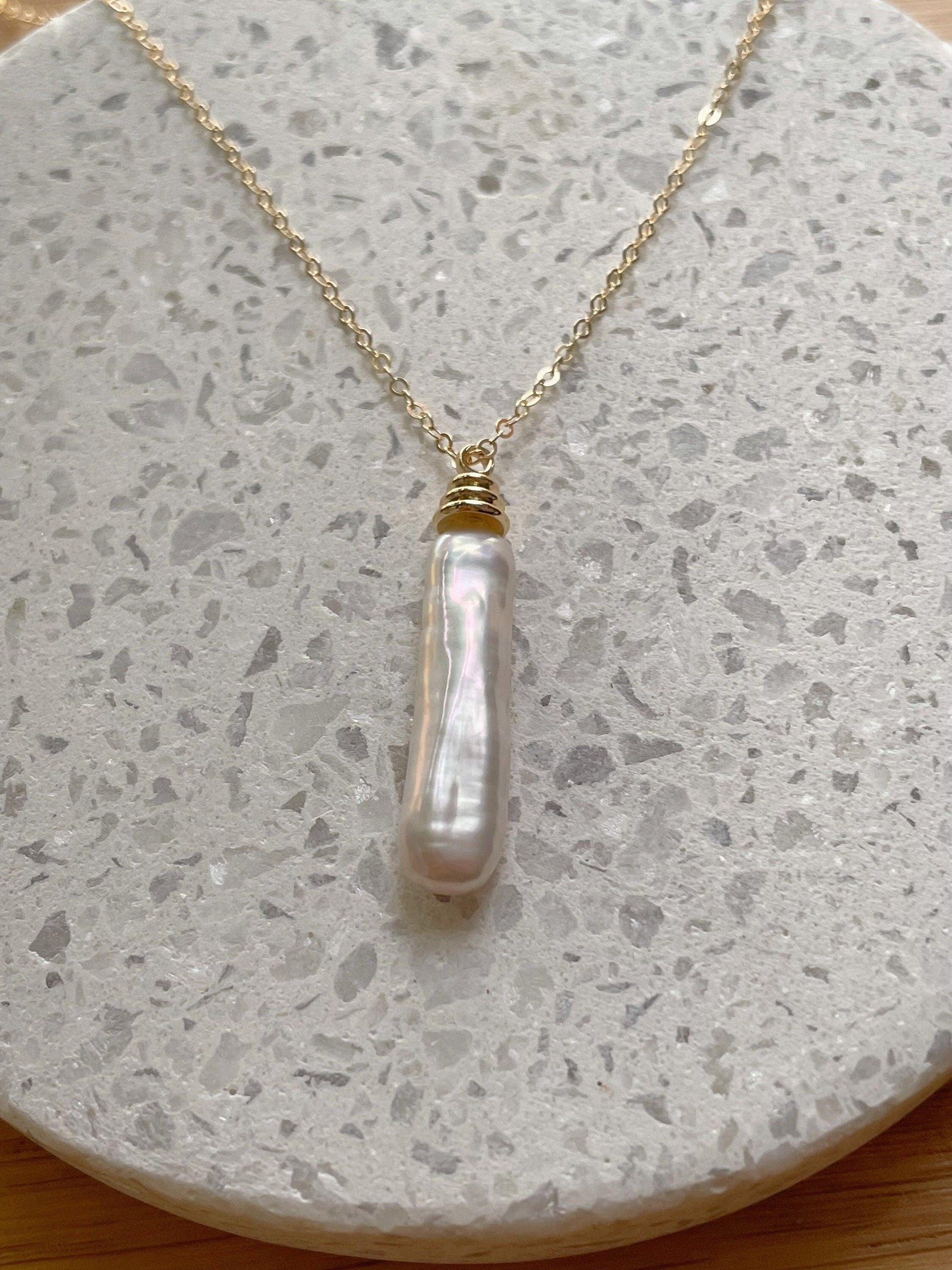 Minimalist Freshwater Baroque Pearl Pendant Necklace - LE´TIAN