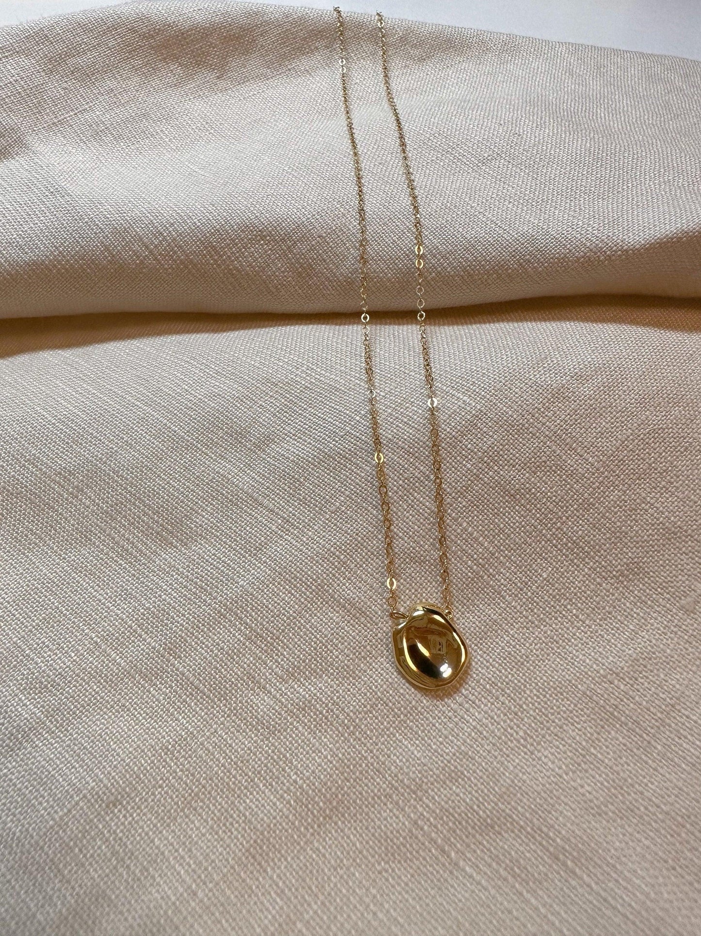 Minimalist necklace with pendant 14K gold plated - LE´TIAN