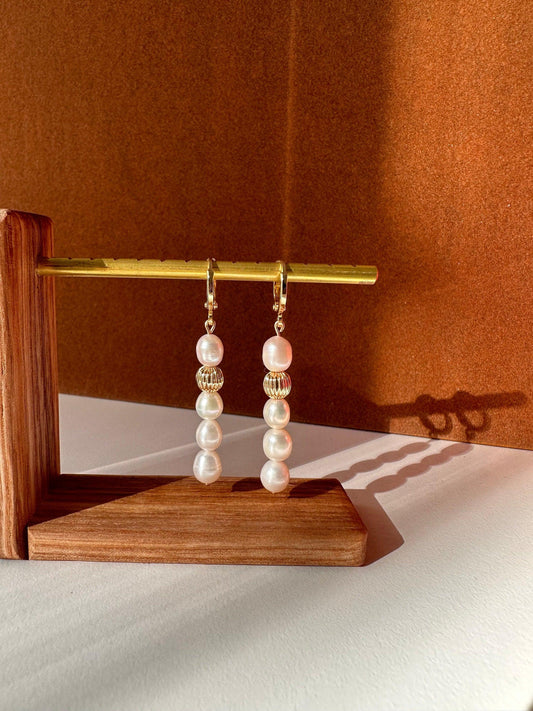 Elegant Earrings With Freshwater Pearls - LE´TIAN